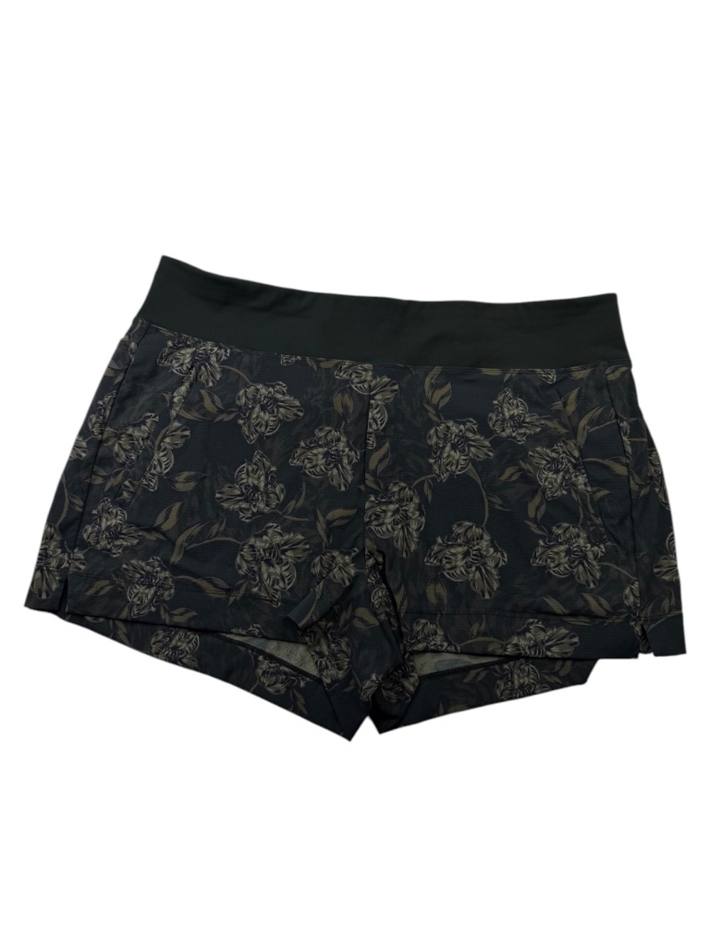 Athleta Trekkie North Printed Shorts NWT Floral Hiking Trail Size 18